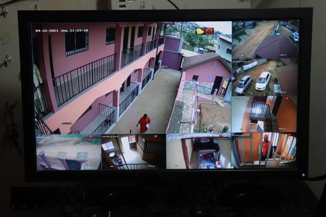 Yaoundé Britannia Hotel Cmr מראה חיצוני תמונה