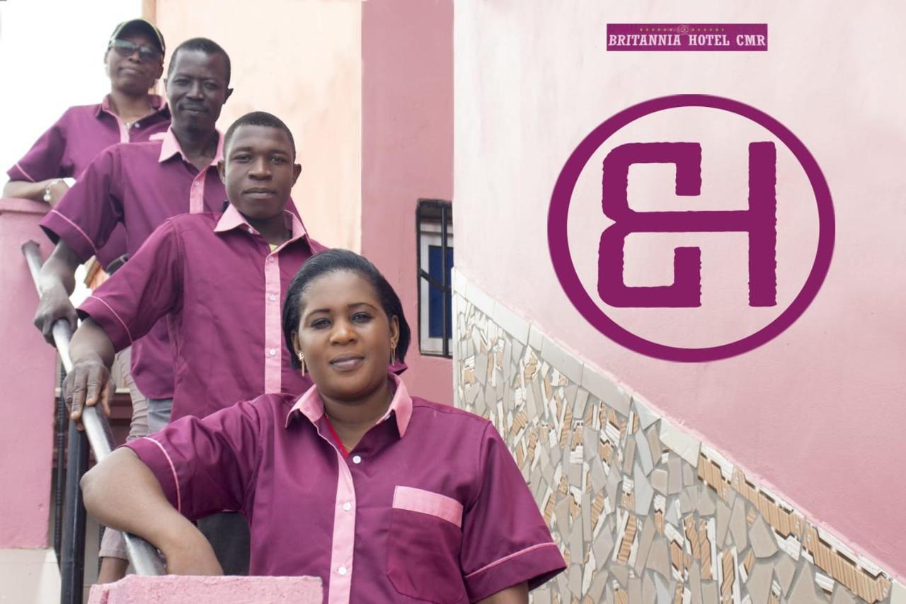 Yaoundé Britannia Hotel Cmr מראה חיצוני תמונה