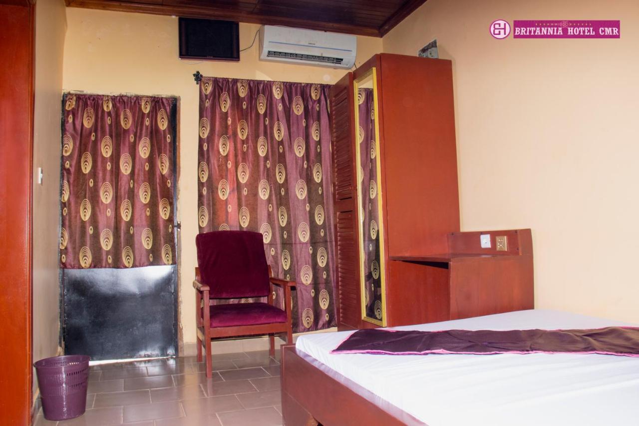 Yaoundé Britannia Hotel Cmr מראה חיצוני תמונה